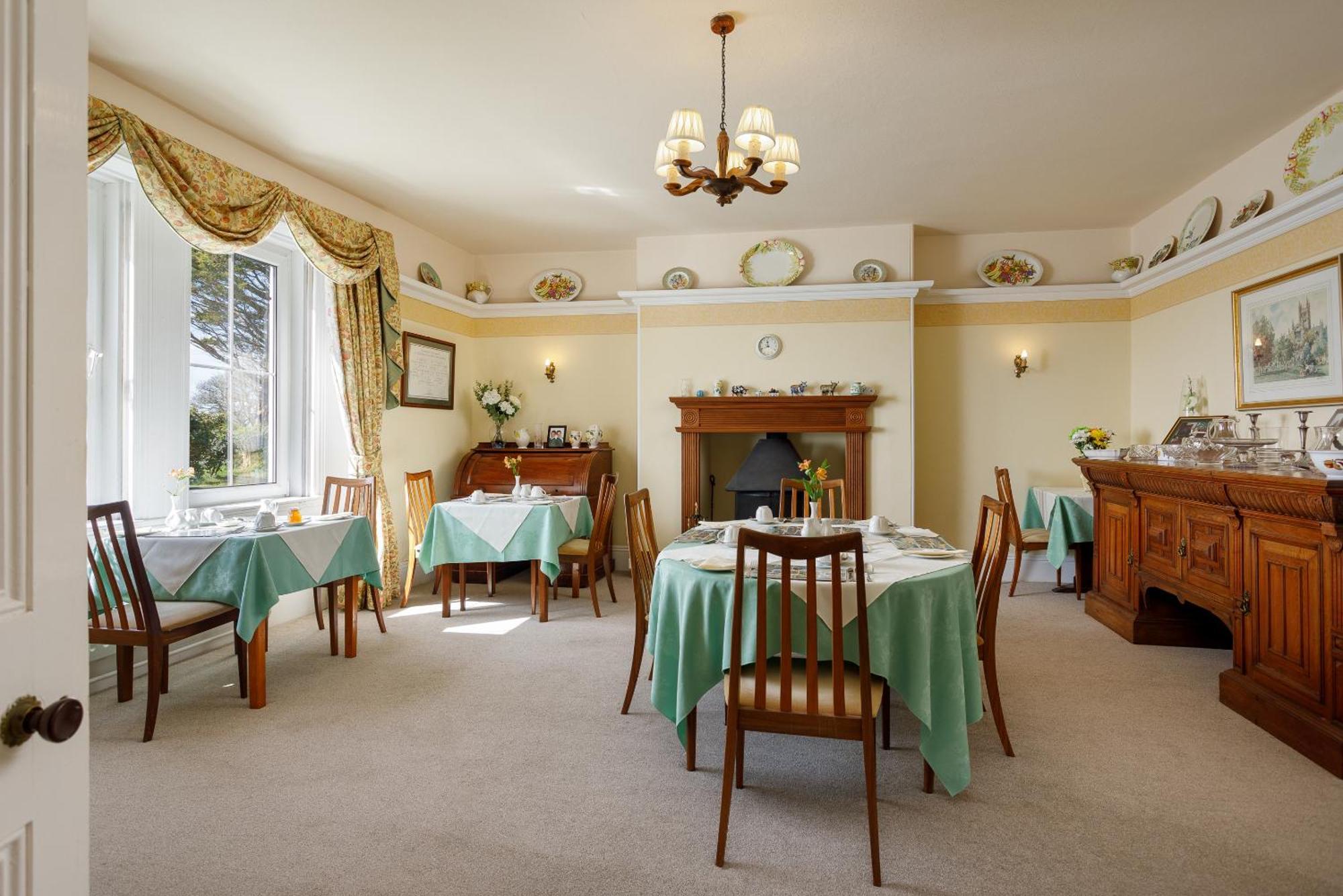 Bed and Breakfast Bucklawren Farm Лоо Екстер'єр фото