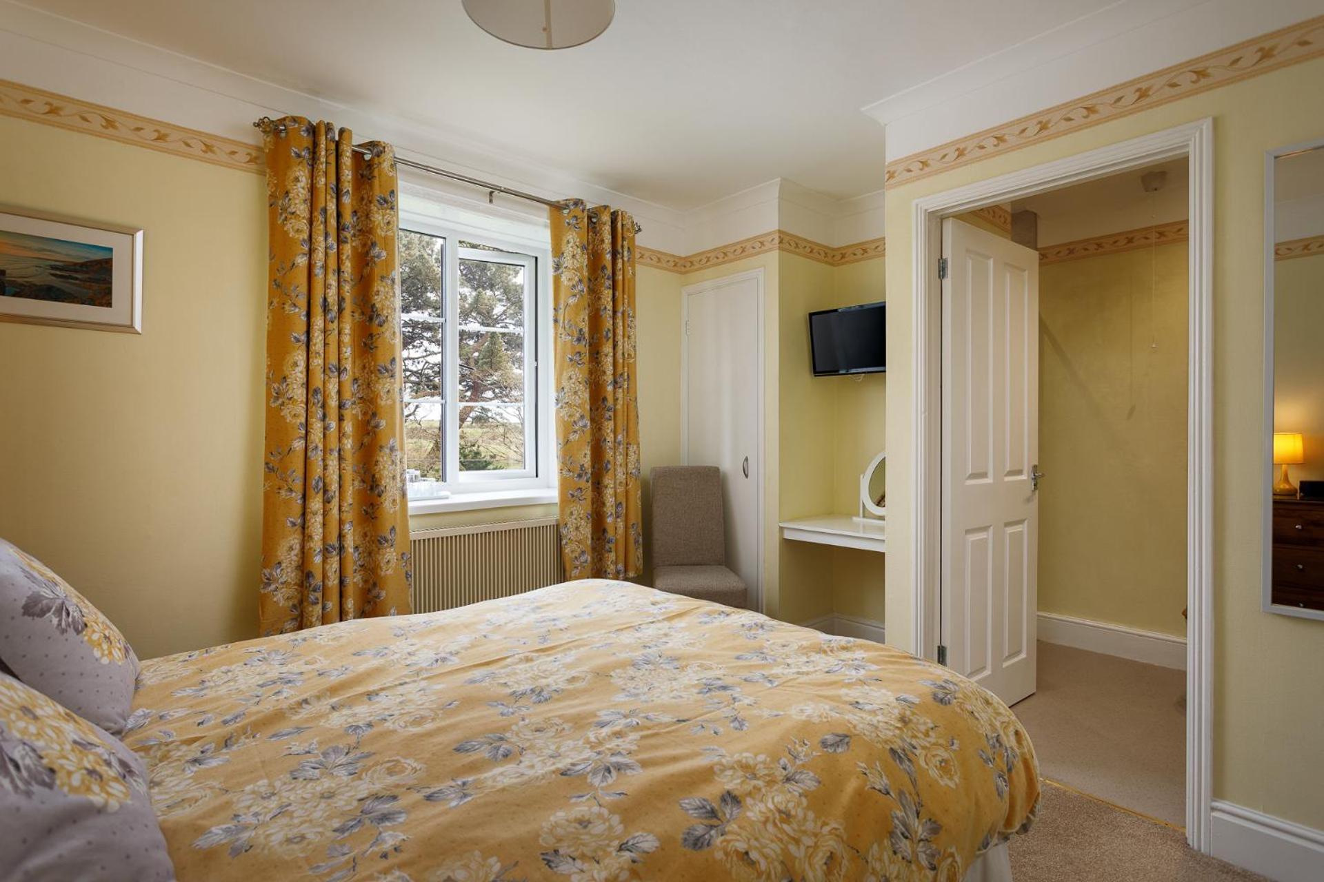 Bed and Breakfast Bucklawren Farm Лоо Номер фото